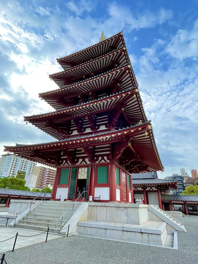 สัมผัสความสงบ 1,500 ปีที่โอซาก้า ⛩️✨