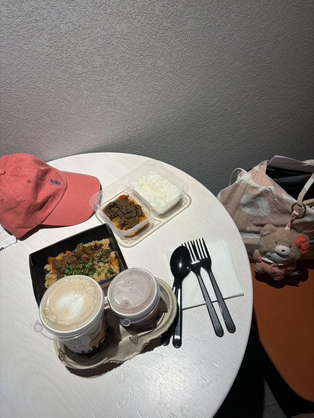 👀🥧🍵✨ร้านกาแฟ Upetit เมืองSaint Petersburg Russi