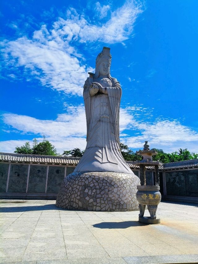 Discover Culture Escape 🏯Statue Serenity🌳