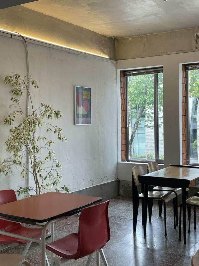  🌸 행궁동에서 보내는 따뜻한 오후의 산책 🍞