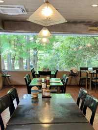 🚘 A Retro Hideaway by Lake Ashi: Restaurant Bright, Hakone