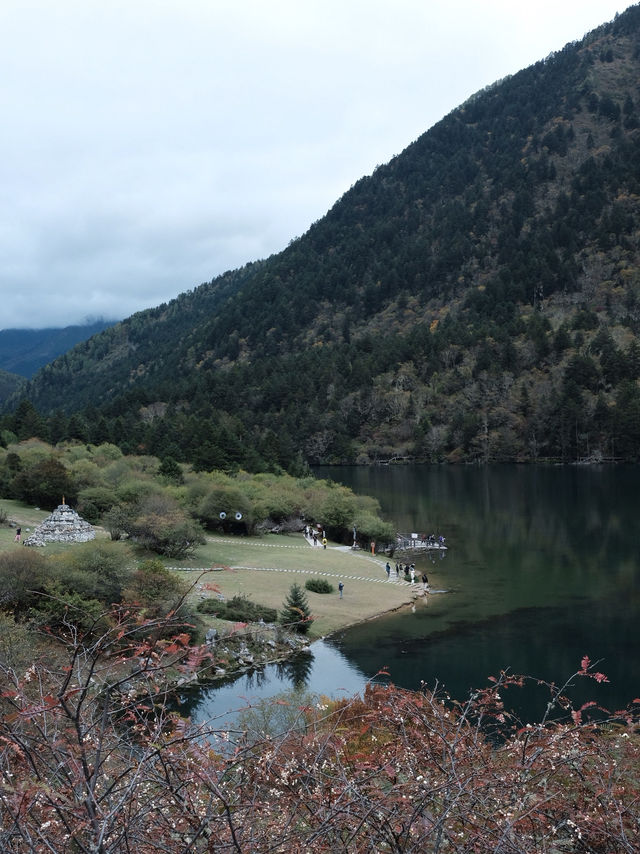 Mugecuo (木格措): ที่ลับในเสฉวนที่เราตกหลุมรัก 💖