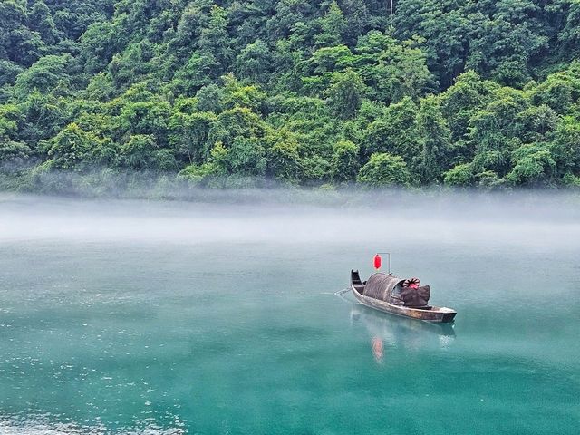 山水梦境,晨雾江上飘,云海脚下流 | 蹒跚小旅人 山水梦境,晨雾江上飘,云海脚下流 | 蹒跚小旅人