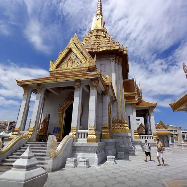 Wat Traimit Temple and the golden Buddha 