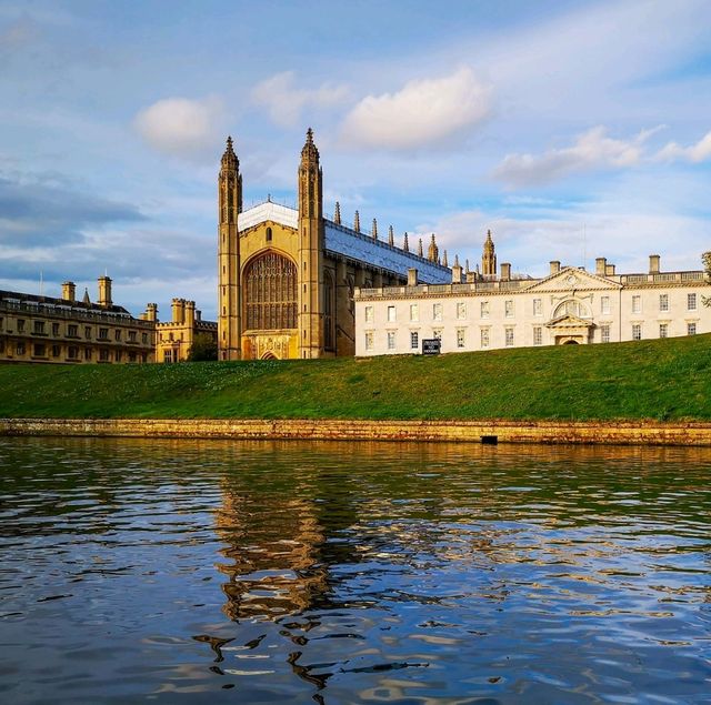 Cambridge Punting: Glide Along the River Cam