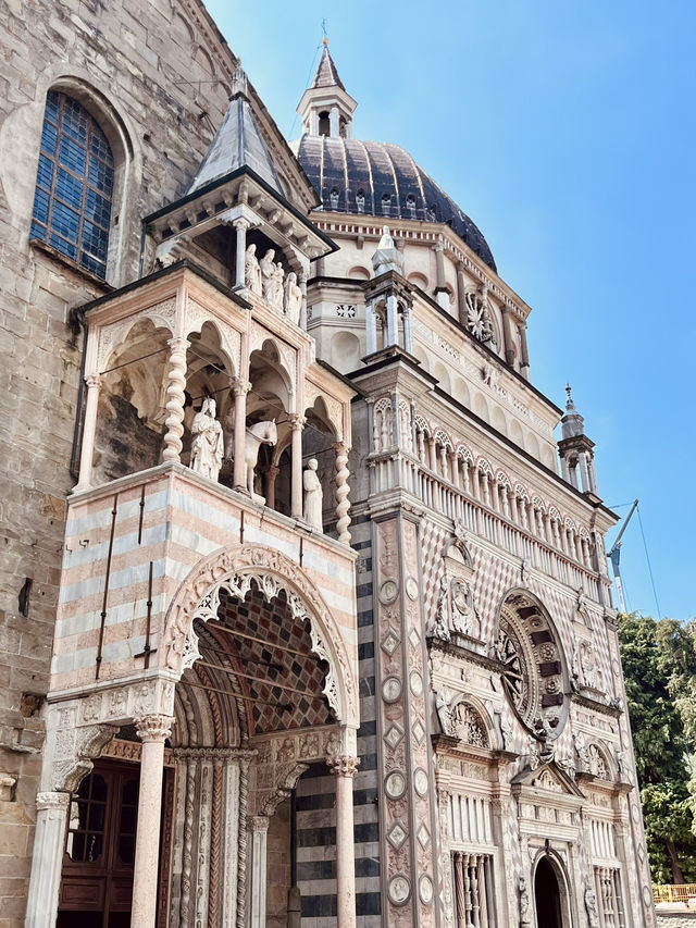 🪽Bergamo Cathedral – Heavenly Silence and Ceiling Frescoes 🪽