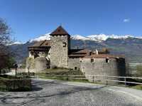 🏰 Liechtenstein: Europe’s Tiny Treasure Between the Alps 🇱🇮✨