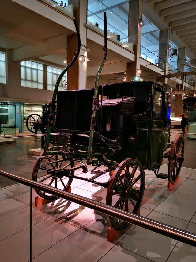 London Science Museum: A Day of Curiosity and Exploration