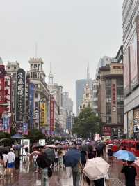 Guide to Shanghai: A Modern Metropolis with Rich History 🇨🇳