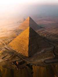 🏜 Pyramids of Giza: Timeless Wonders of the Ancient World 🇪🇬✨
