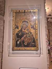 Els Secrets de la Catedral: From Gothic Grace to the Holy Grail
