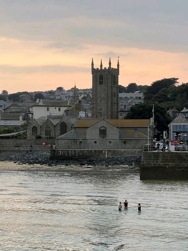 🎨 Must-See Attractions & Tips for St Ives, Cornwall 🏖️🖼️