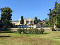 One Day in Athens: Hour-by-Hour Guide with Tips & Tricks! ๐๏ธ