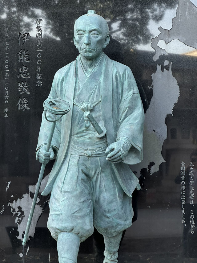 Ready to uncover a side of Tokyo that's full of local flavor and zen vibes? 