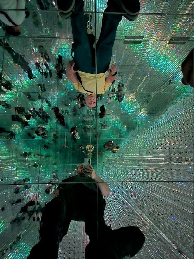 Teamlabs borderless the on the edge of imagination Teamlabs borderless the on the edge of imagination