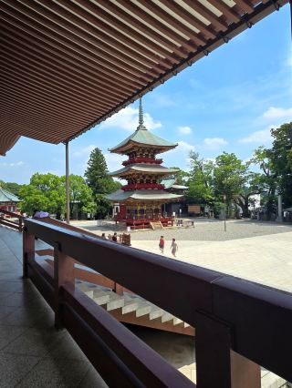 A Must-Visit Spot! Soak in the Ancient Japanese Charm at Naritasan Shinsho-ji Temple's Bell Tower.