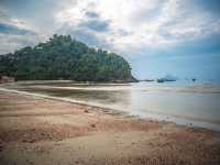 Peaceful Thai Beach!