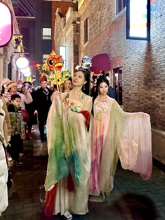 上海拍照 | 強烈建議上海人民都來逛這個新春弄堂！