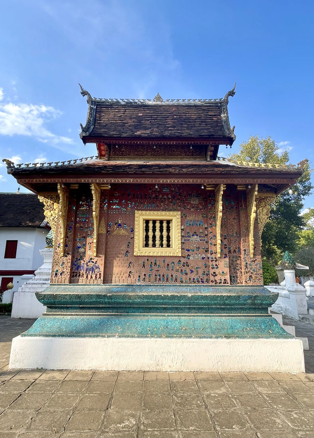 琅勃拉邦唯一的皇家寺院“香通寺”