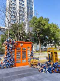 街頭偶遇花房書屋