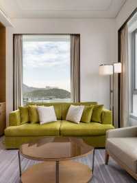 🌟 Hong Kong's Hidden Gem: Sheraton Tung Chung 🏨✨