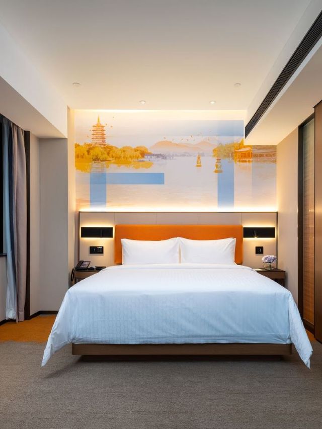 🌸 Hangzhou's Hidden Gems: Magnolia Blooms & Cozy Stays 🏨