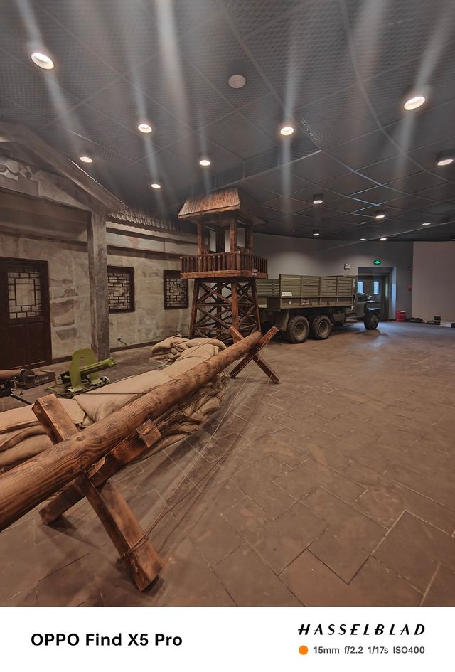 中國抗戰的生命線-晴隆二十四道拐公路。