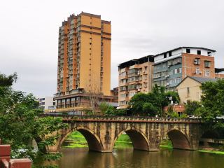 Follow the Xushui River from Longtan to Dingxin (Longtan - Dingxin).