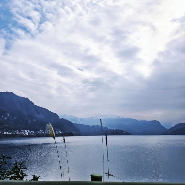 雷波馬湖風景區歡迎大家來玩