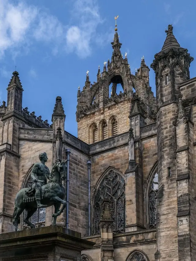 [7-Day Classic UK & France Tour] From London to Paris