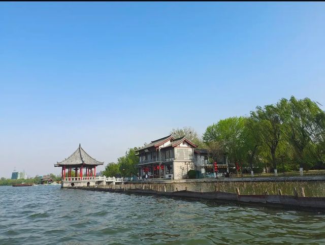 濟南三日遊：探索泉城魅力，暢享歷史人文之旅​
濟南，這座充滿魅力的城市，素有「泉城」的美譽。趵突