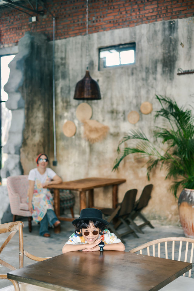 南極村必打卡的冷門景點—風車長廊海邊小屋