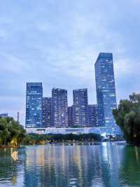 合肥天鵝湖｜暮色時分邂逅城市浪漫天際線