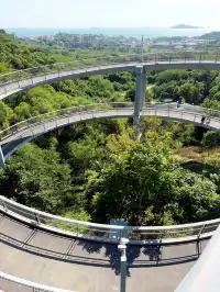 在廈門秋日最美山海步道全程下坡