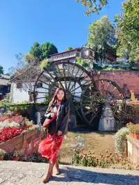 麗江+香格里拉+梅里雪山8日遊