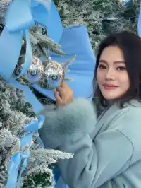 太原北美新天地聖誕藍變身艾莎公主