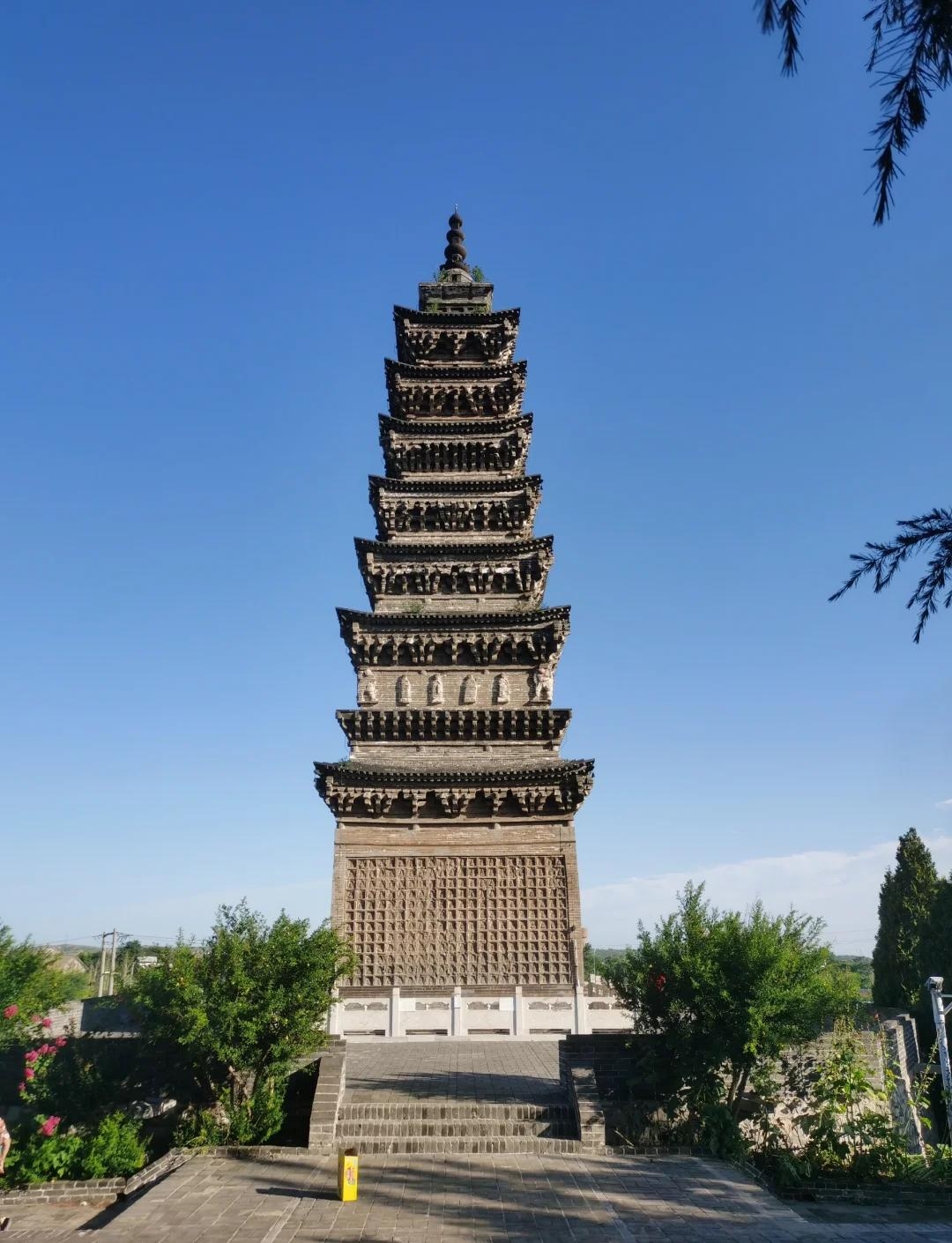 This pagoda in Hebei may be the only surviving square, dense-eave, wood-imitation brick pagoda from the Northern Song Dynasty in China
