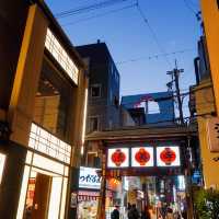 【古樸且隱密的法善寺】