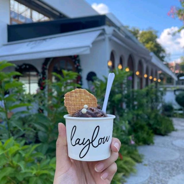 LAY LOY CAFE ไอติม