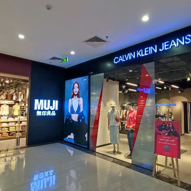 Vincom Center Metropolis