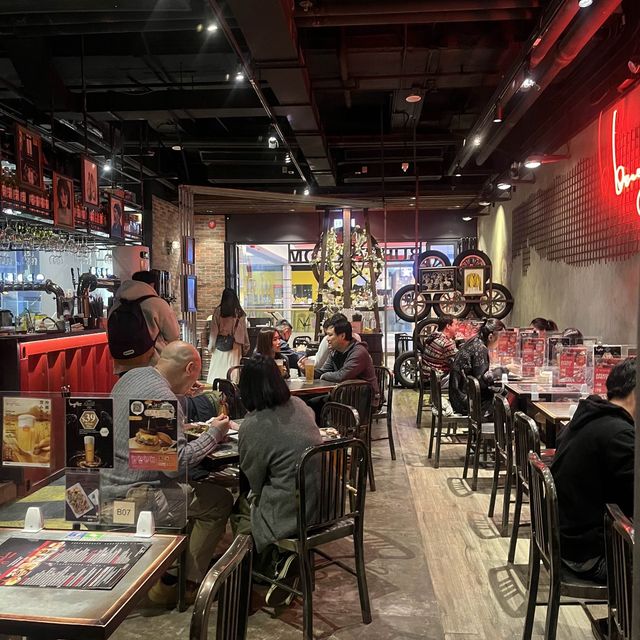 型格工業風🇺🇸邪惡😈巨型大漢堡🍔 🌸Burgeroom（尖沙咀） 