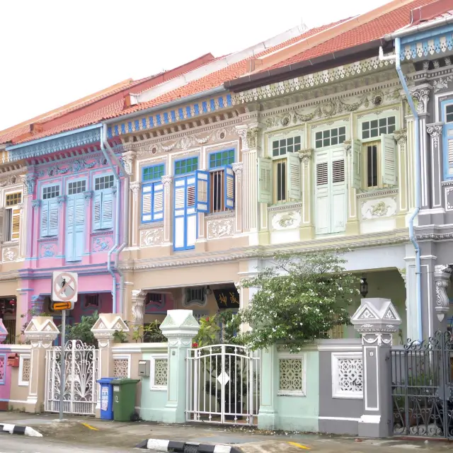  Peranakan House บ้านสีพาสเทล