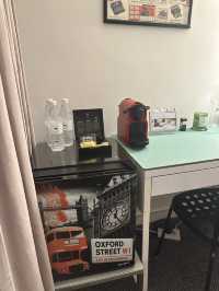 就像住在藝廊一樣 CP值高又充滿藝術感的澳門酒店🤩 澳門藝舍