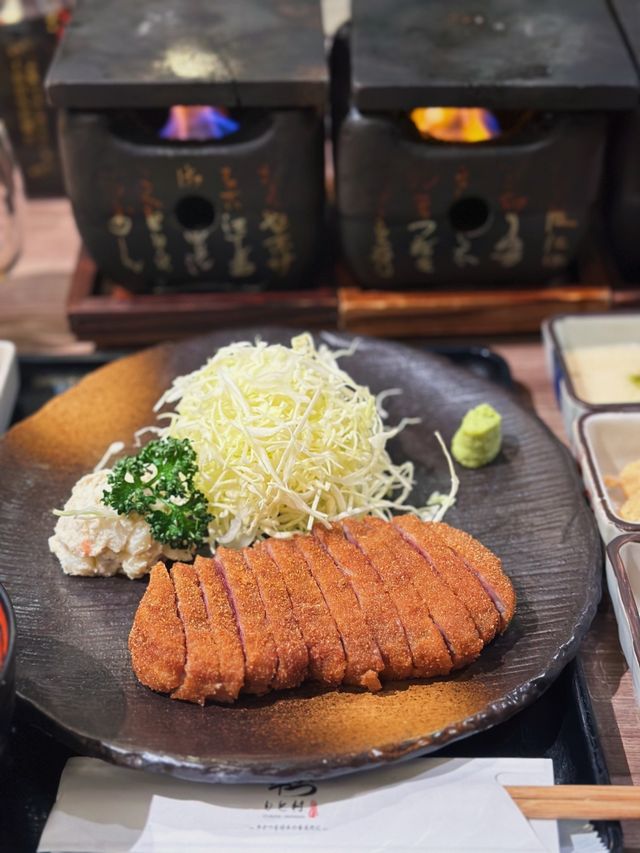 🇯🇵｜Grilled beef cutlets on hot stone