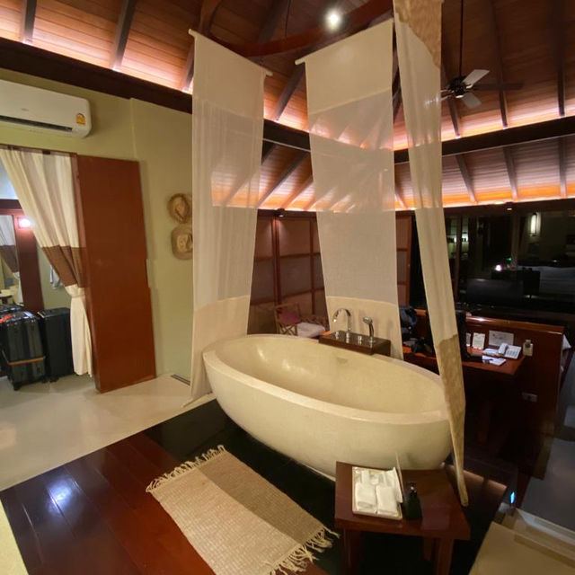 布吉島平價山區獨棟Villa