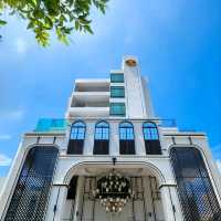 ลากแฟนไปนอนโรงแรมที่สวยมากๆในPhoket.Oldtown