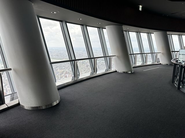 東京・押上。『東京スカイツリー (TOKYO SKYTREE)』の展望台を観光。