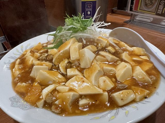 宮城・仙台。仙台のご当地グルメ『マーボー焼きそば』にチャレンジ。『とんとんラーメン』