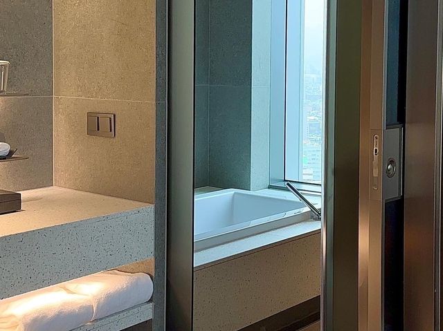 남산뷰, 한강뷰, 시티뷰 모두 다 즐길 수 있는 매력적인 호텔, “나인트리 프리미어 로카우스 호텔 서울 용산