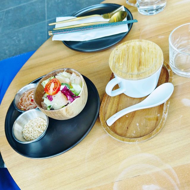 WM HOTEL 近海濱，餐廳 W Thai！無比憩意！
